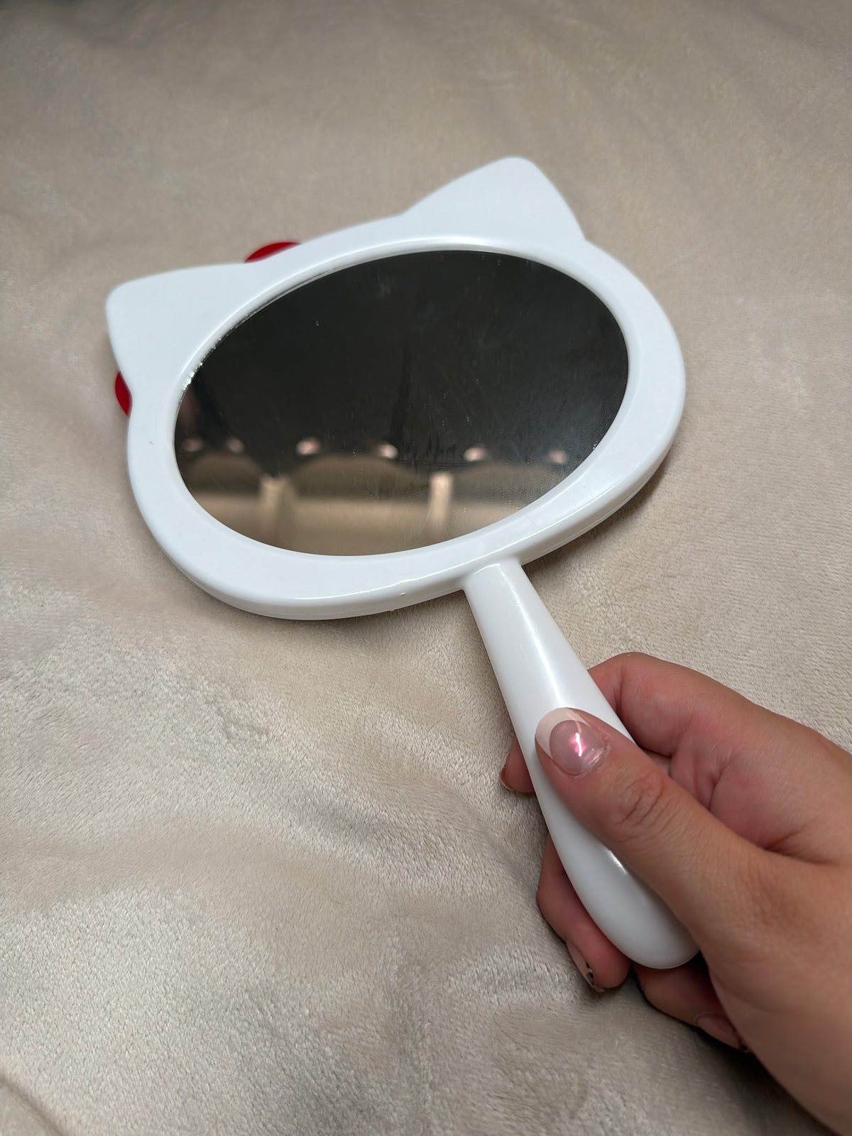 kitty handheld mirror