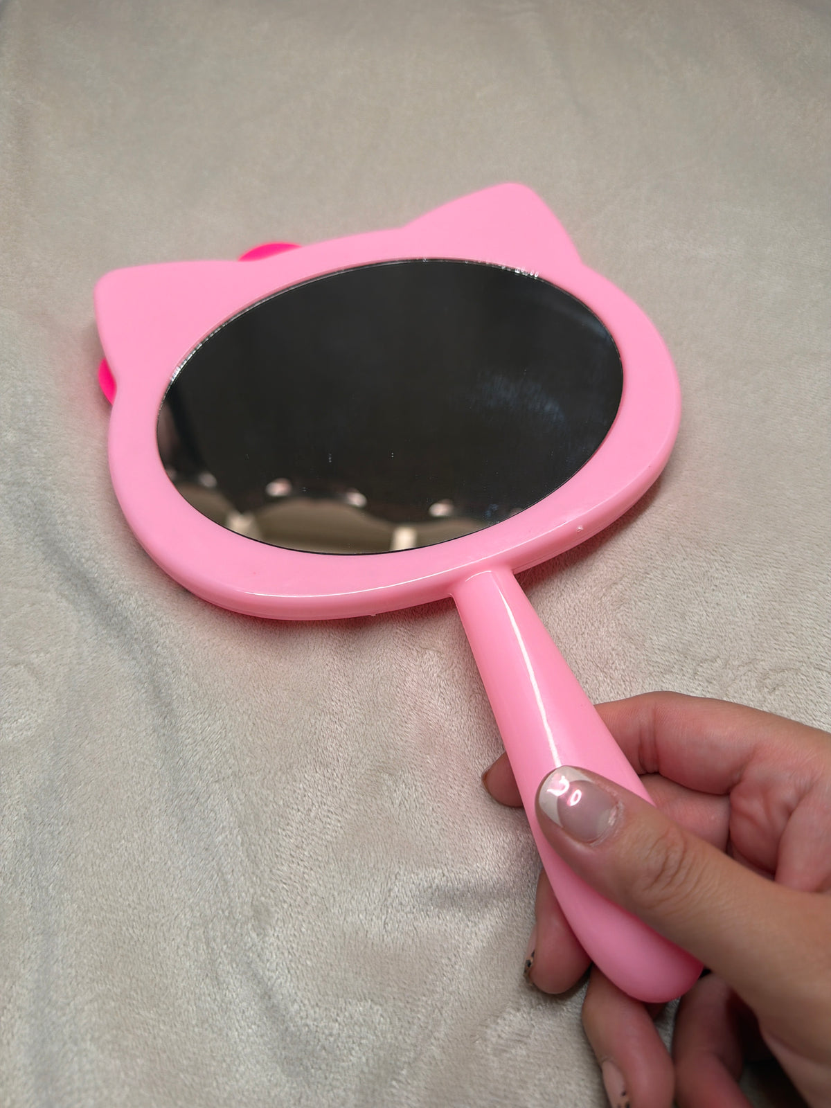 kitty handheld mirror